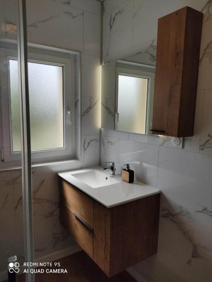 Le Nid De La Baie Apartment Crollon Luaran gambar